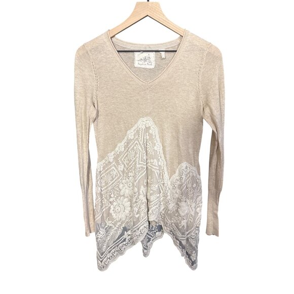 Angel Of The North Beige Long-Sleeve Lace Embellished V-Neck Tunic Sweater Women - Picture 2 of 6